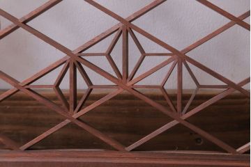 古民具・骨董　古い木のおしゃれな欄間(明かり取り)