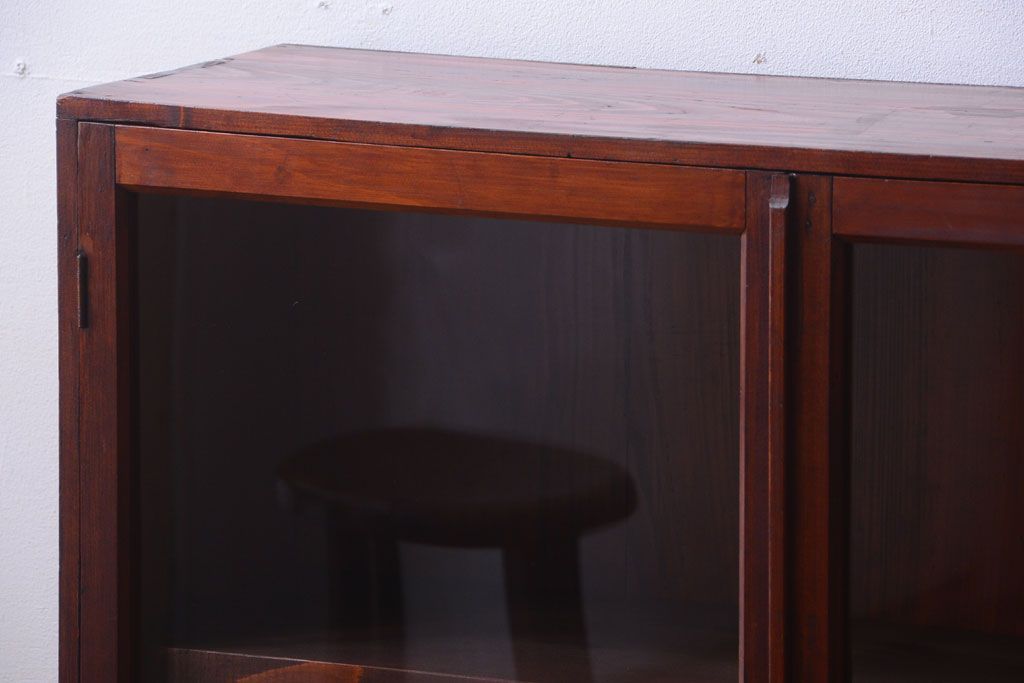 アンティーク家具　和製アンティーク　古い木製のシンプルな本箱(ブックケース)