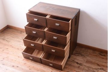 アンティーク家具　アンティーク　大正〜昭和期　前面欅材!シンプルシックな8杯チェスト