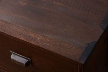 アンティーク家具　アンティーク　大正〜昭和期　前面欅材!シンプルシックな8杯チェスト