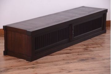 アンティーク家具　古民具・骨董　明治期　和モダンスタイル!上品な時代箪笥ローボード(水屋箪笥、テレビ台、キャビネット、収納棚)