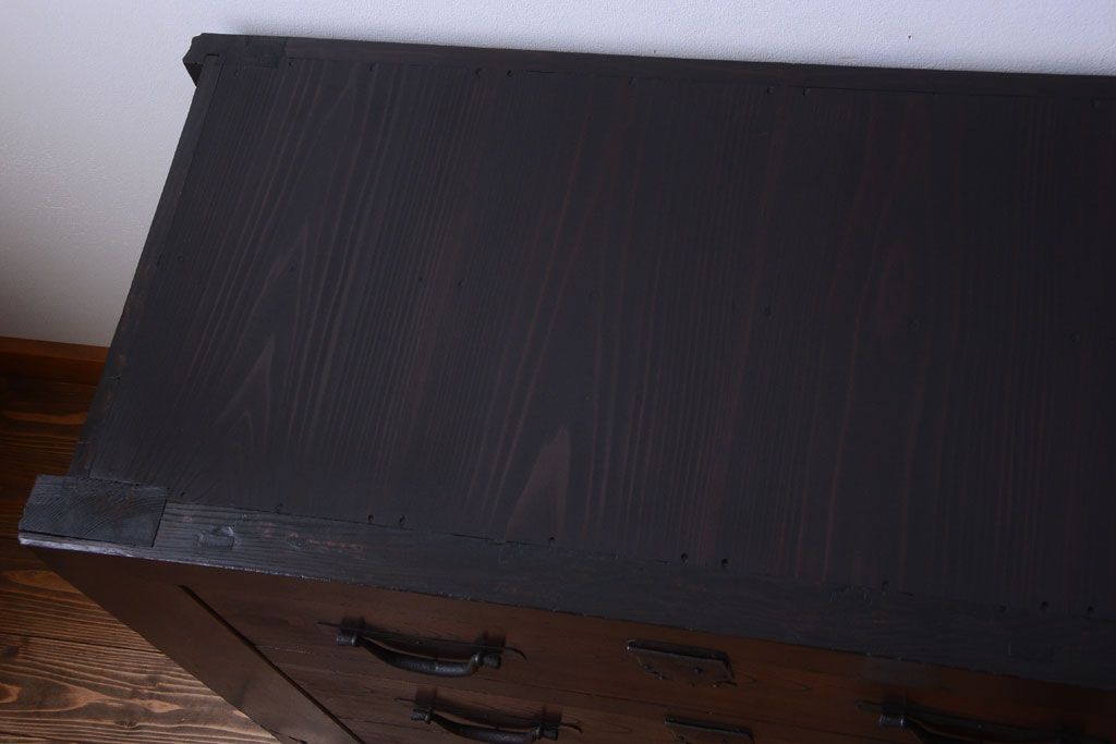 アンティーク家具　古民具・骨董　明治期　和モダンスタイル!収納箪笥サイドボード(水屋箪笥)(1)