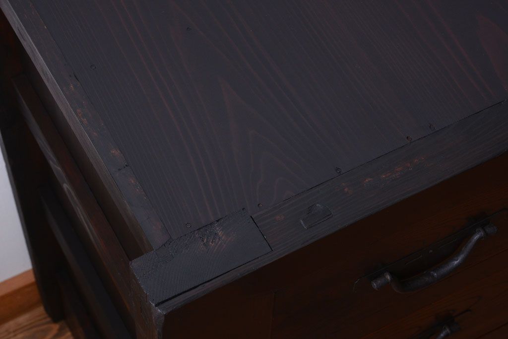 アンティーク家具　古民具・骨董　明治期　和モダンスタイル!収納箪笥サイドボード(水屋箪笥)(1)