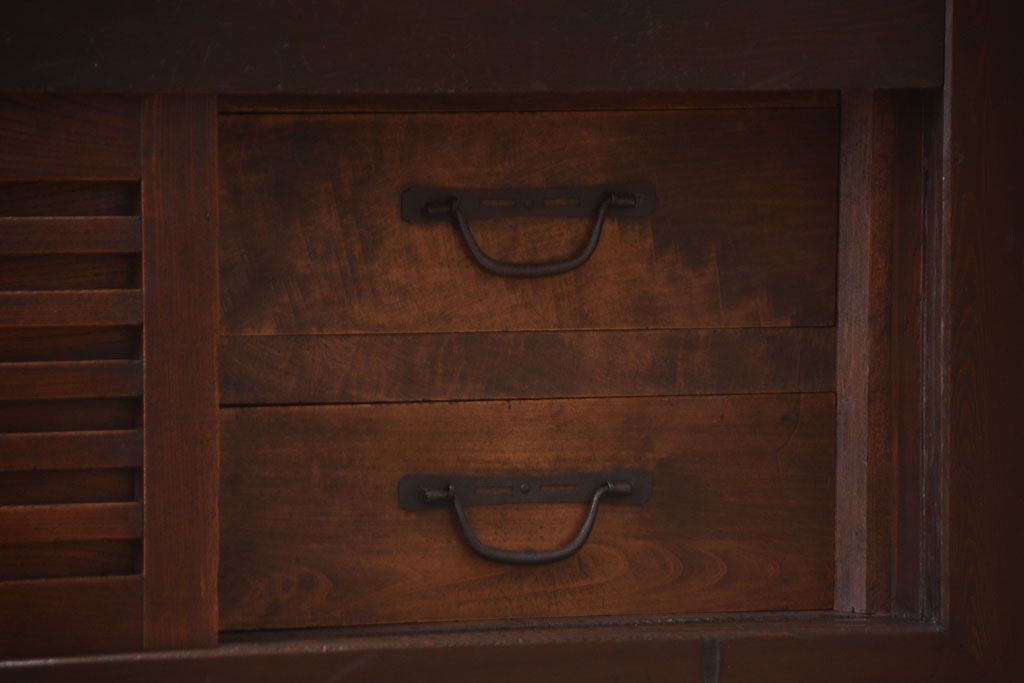 アンティーク家具　古民具・骨董　明治期　和モダンスタイル!収納箪笥サイドボード(水屋箪笥)(1)