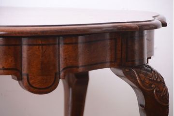 アンティーク家具　イギリスアンティーク　ウォールナット・オーク材の彫刻・象嵌入り最高級ダイニングテーブル