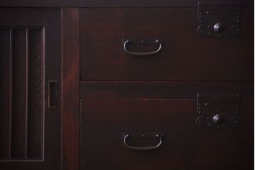 アンティーク家具　古民具・骨董　明治期　和モダンスタイル!収納箪笥ローボード(水屋箪笥、テレビ台、キャビネット、収納棚)(2)