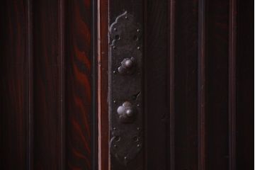 アンティーク家具　古民具・骨董　明治期　和モダンスタイル!収納箪笥ローボード(水屋箪笥、テレビ台、キャビネット、収納棚)(2)