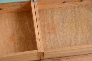 レトロ家具　昭和レトロ　大ぶりなペイント本箱(ブックケース)