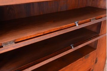 アンティーク家具　古民具・骨董　格子戸付き!古い木味の大型パタパタ収納棚