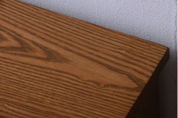 レトロ家具　昭和レトロ　脚付き!古い木製の収納棚(キャビネット)(1)