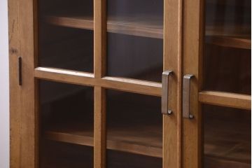 レトロ家具　昭和レトロ　脚付き!古い木製の収納棚(キャビネット)(2)