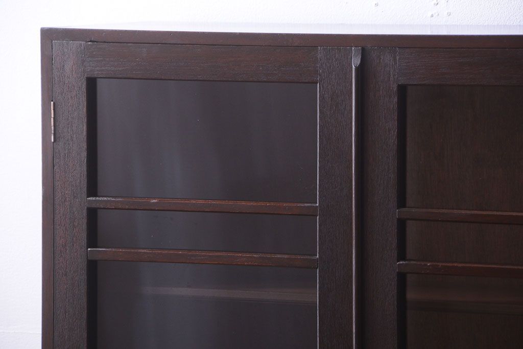 レトロ家具　昭和レトロ　古い木製のシンプルシックなブックケース(本箱)