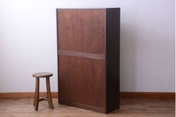 レトロ家具　昭和レトロ　古い木製のシンプルシックなブックケース(本箱)