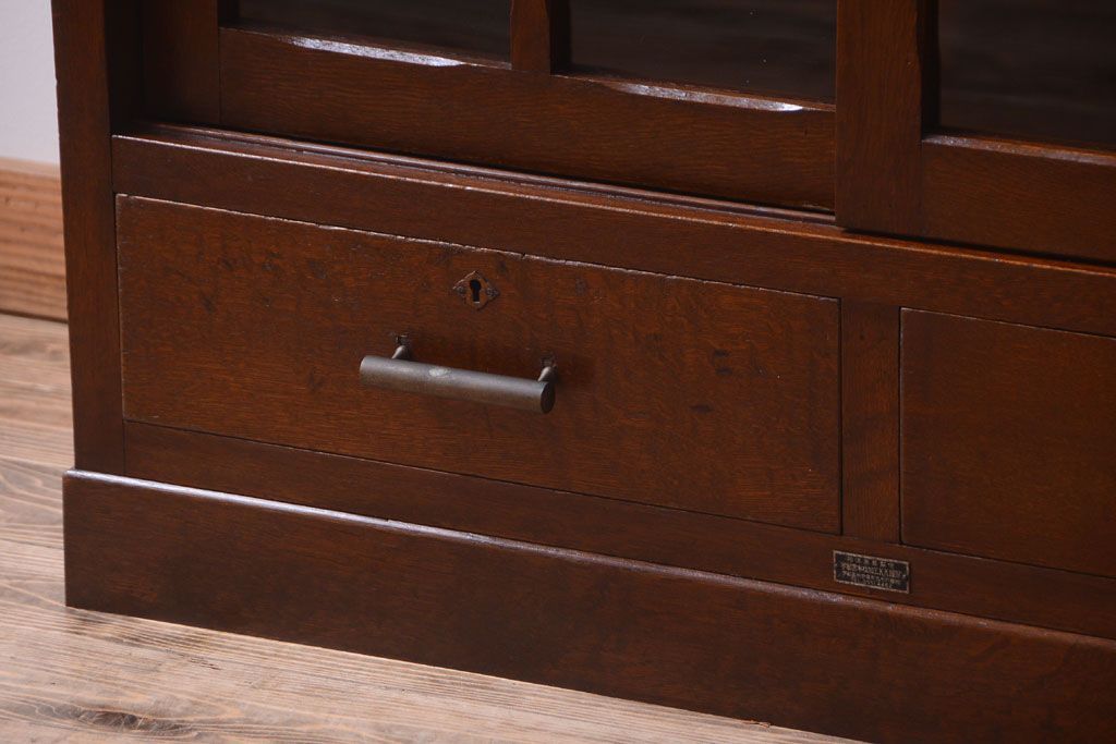 レトロ家具　昭和レトロ　2段重ねのおしゃれなアンティーク収納棚