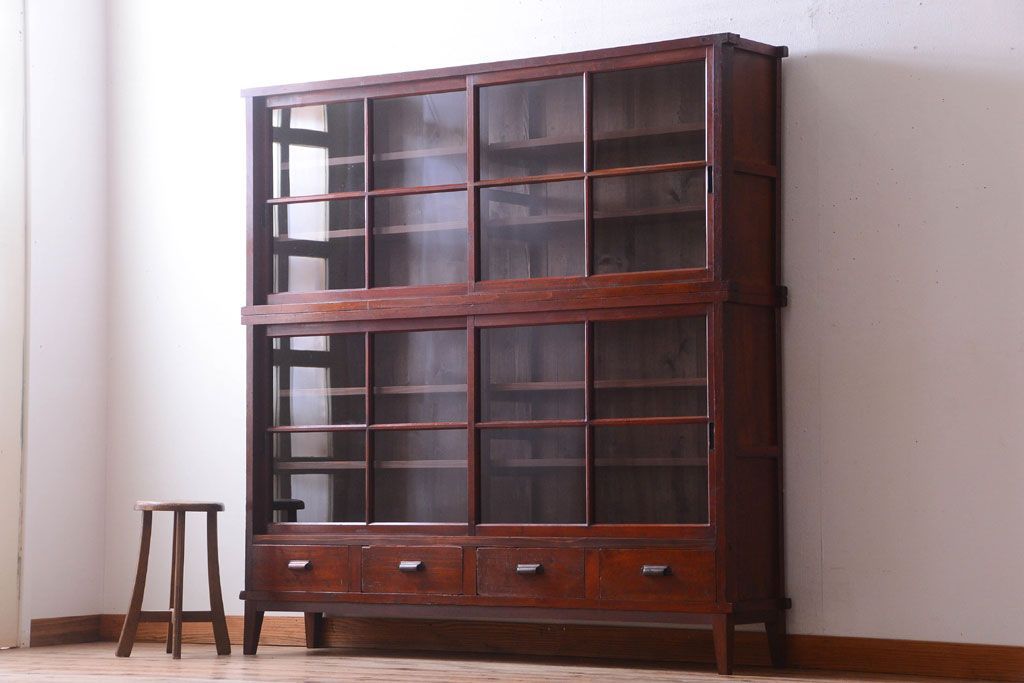 アンティーク家具　和製アンティーク　大正期　脚付き!2段重ね収納棚