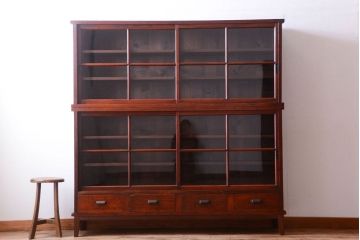 アンティーク家具　和製アンティーク　大正期　脚付き!2段重ね収納棚