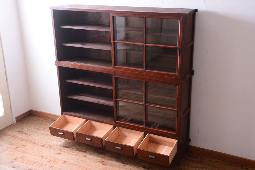 アンティーク家具　和製アンティーク　大正期　脚付き!2段重ね収納棚