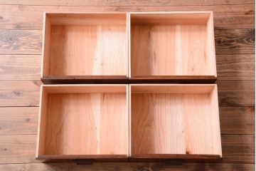 アンティーク家具　和製アンティーク　大正期　脚付き!2段重ね収納棚