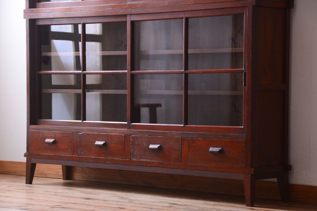 アンティーク家具　和製アンティーク　大正期　脚付き!2段重ね収納棚