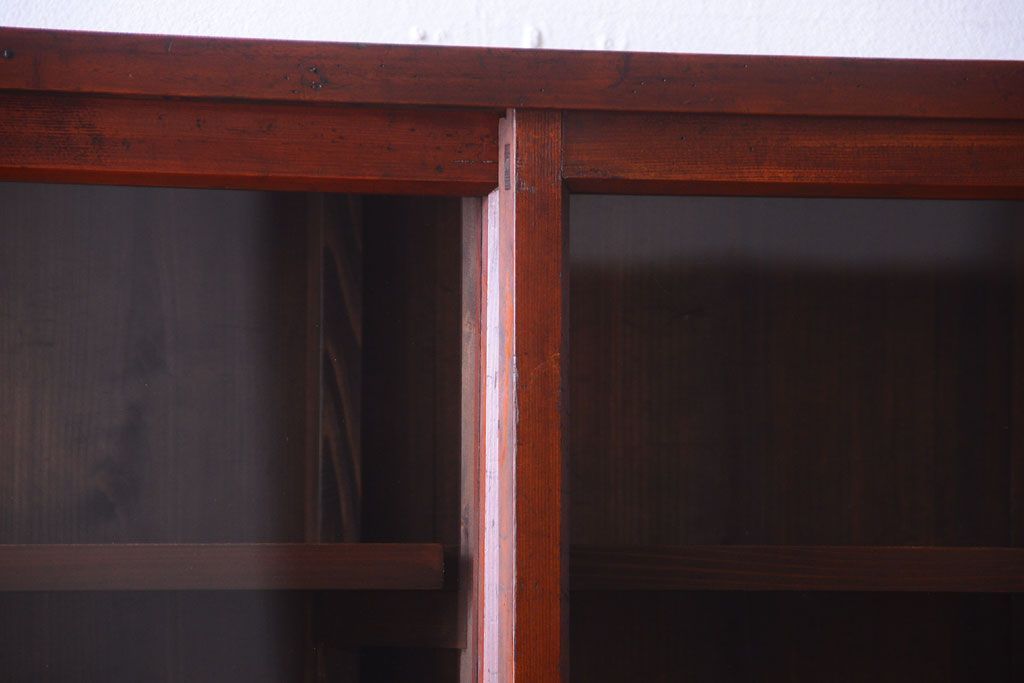 アンティーク家具　和製アンティーク　大正期　脚付き!2段重ね収納棚