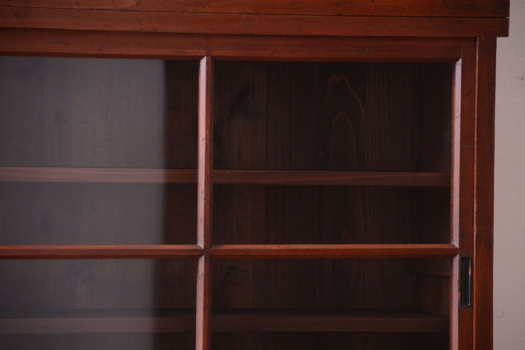 アンティーク家具　和製アンティーク　大正期　脚付き!2段重ね収納棚