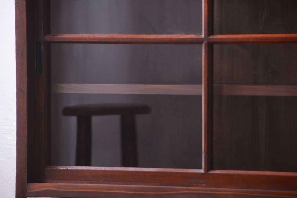 アンティーク家具　和製アンティーク　大正期　脚付き!2段重ね収納棚