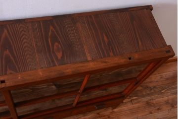 アンティーク家具　和製アンティーク　大正期　脚付き!2段重ね収納棚