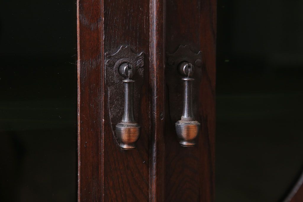 アンティーク家具　和製アンティーク　色ガラス入り!おしゃれなデザインのアンティーク本箱(ブックケース)