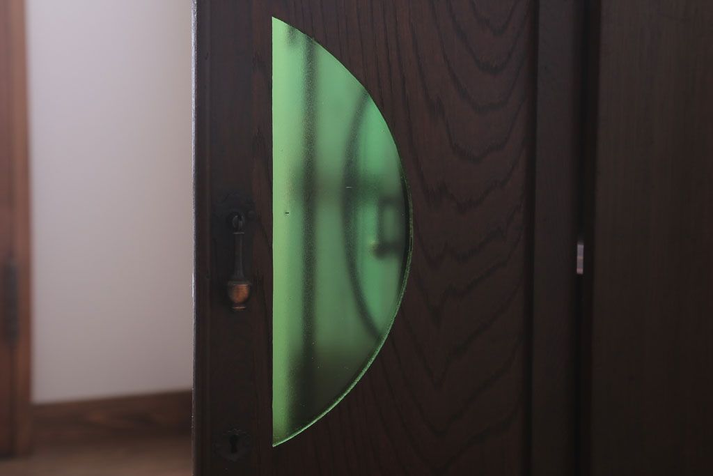 アンティーク家具　和製アンティーク　色ガラス入り!おしゃれなデザインのアンティーク本箱(ブックケース)