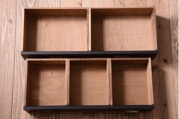 アンティーク家具　アンティークペイント　色ガラス入り!おしゃれなデザインのアンティーク本箱(ブックケース)