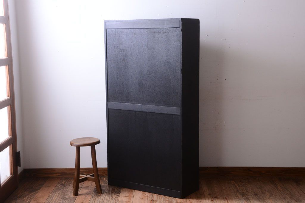 アンティーク家具　アンティークペイント　色ガラス入り!おしゃれなデザインのアンティーク本箱(ブックケース)