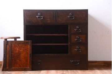 アンティーク家具　 古民具・骨董　明治〜大正　丸金具付き!古い木の上品な茶箪笥
