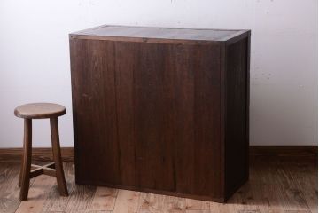 アンティーク家具　 古民具・骨董　明治〜大正　丸金具付き!古い木の上品な茶箪笥