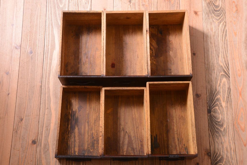 アンティーク家具　古民具・骨董　明治　上手物!古金具付きの三方欅材帳場箪笥