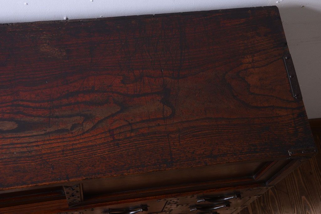 アンティーク家具　古民具・骨董　明治　上手物!古金具付きの三方欅材帳場箪笥