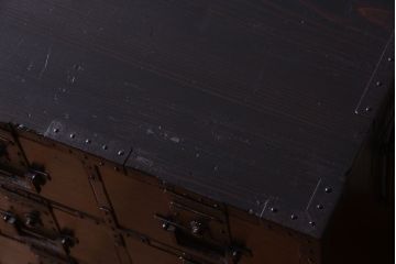 アンティーク家具　古民具・骨董　希少品　明治　新潟産　変わり型の帳場箪笥(薬箪笥)