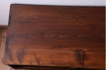 アンティーク家具　和製アンティーク　鉄脚付き!モールガラス引き戸のローボード