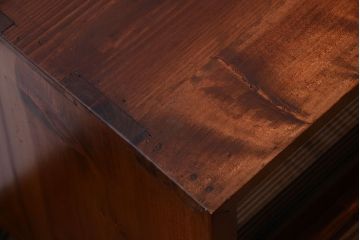 アンティーク家具　和製アンティーク　鉄脚付き!モールガラス引き戸のローボード