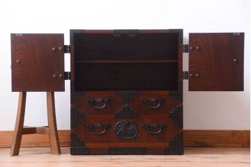 中古　民芸家具　駿河民芸小箪笥