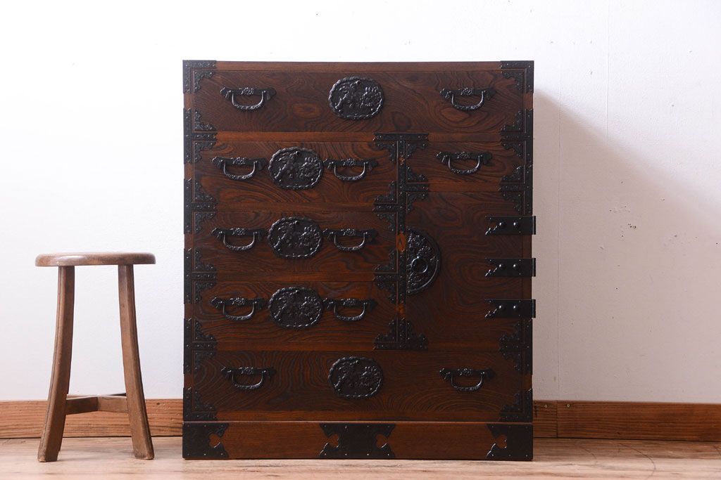 中古　民芸家具　駿河民芸　片開き戸付き箪笥