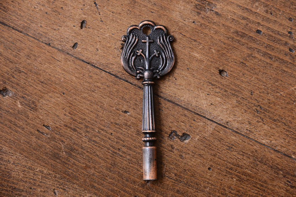 中古　民芸家具　駿河民芸　片開き戸付き箪笥