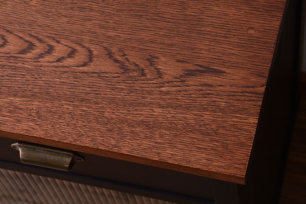 アンティーク家具　アンティークペイント　モールガラス入り!引き出し付きのカウンター収納棚(1)