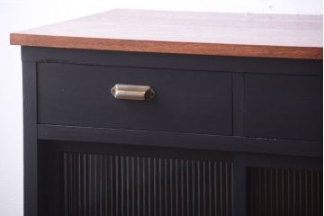 アンティーク家具　アンティークペイント　モールガラス入り!引き出し付きのカウンター収納棚(1)