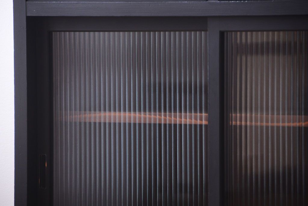 アンティーク家具　アンティークペイント　モールガラス入り!引き出し付きのカウンター収納棚(1)