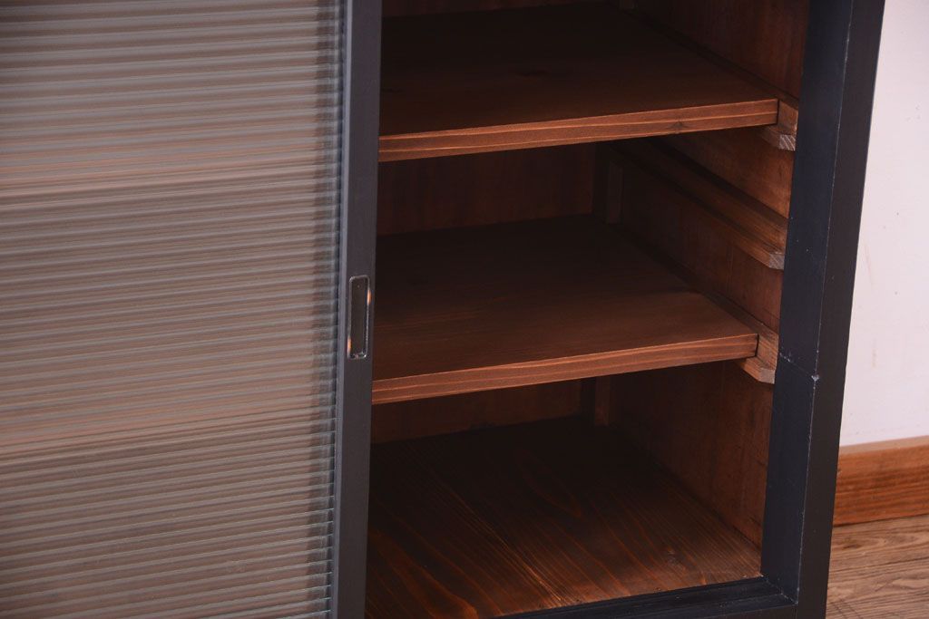 アンティーク家具　アンティークペイント　モールガラス入り!引き出し付きのカウンター収納棚(2)