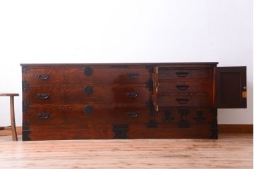 アンティーク家具　アンティーク　前面欅材!漆が綺麗な衣装箪笥ローボード(2)