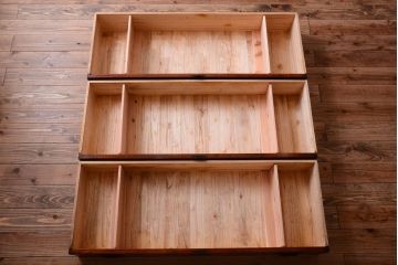 アンティーク家具　アンティーク　前面欅材!漆が綺麗な衣装箪笥ローボード(2)