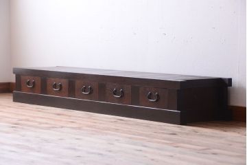 アンティーク家具　古民具・骨董　明治大正期　和モダンスタイル!上品なローボード(水屋箪笥、テレビ台、キャビネット、収納棚)(2)