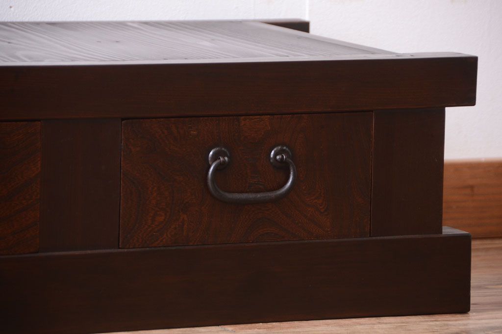 アンティーク家具　古民具・骨董　明治大正期　和モダンスタイル!上品なローボード(水屋箪笥、テレビ台、キャビネット、収納棚)(2)