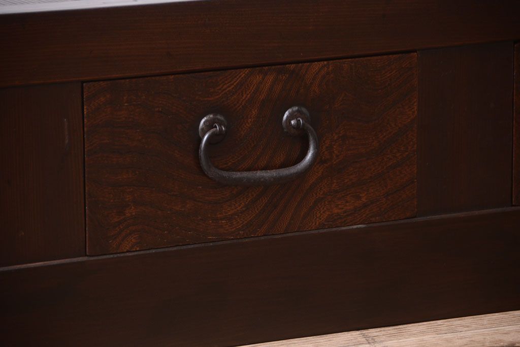 アンティーク家具　古民具・骨董　明治大正期　和モダンスタイル!上品なローボード(水屋箪笥、テレビ台、キャビネット、収納棚)(2)